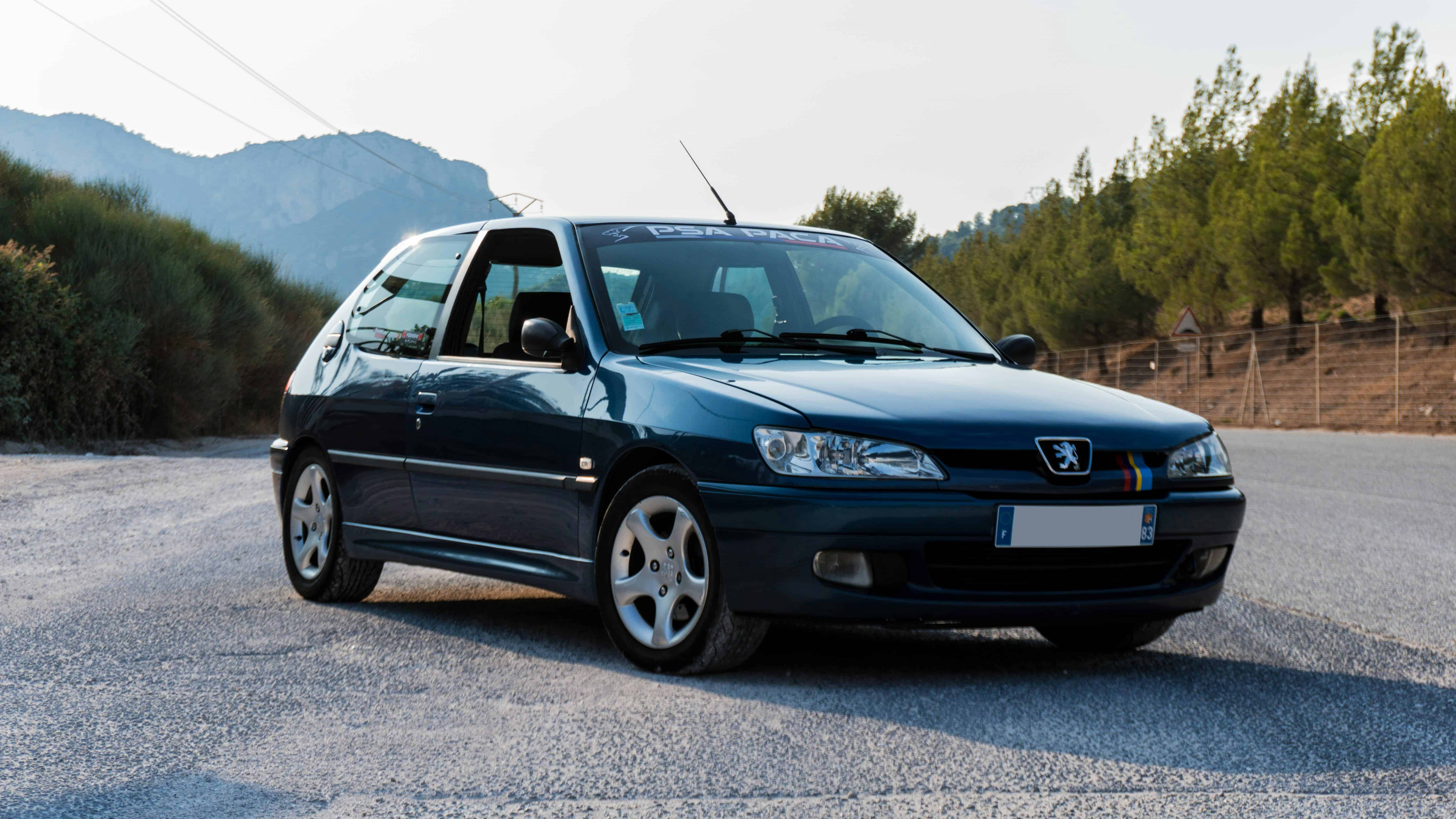 Peugeot 306 shooting