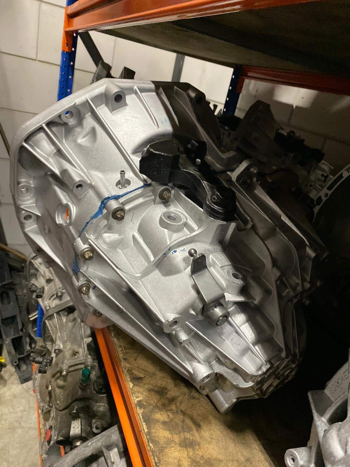 Boîte de vitesses Nissan NV400 2.3 dCi reconstruite – Manuelle 6 vitesses – Réf. PF6054