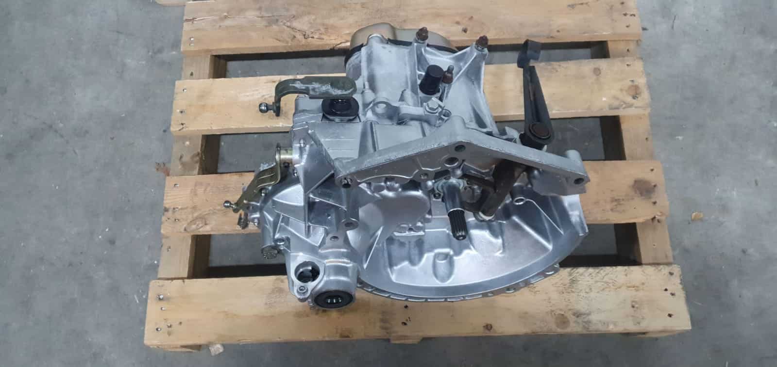 Boîte de vitesses Peugeot 106 1.6 reconstruite – Manuelle 5 vitesses – Réf. 20CN03