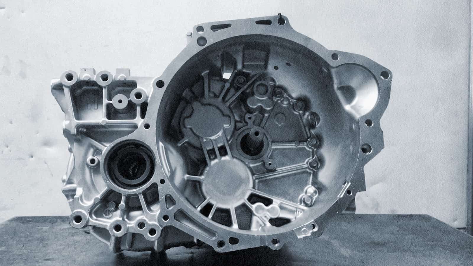 Boîte de vitesses Peugeot 4007 2.2 HDi reconstruite – Manuelle 6 vitesses – Réf. 223128