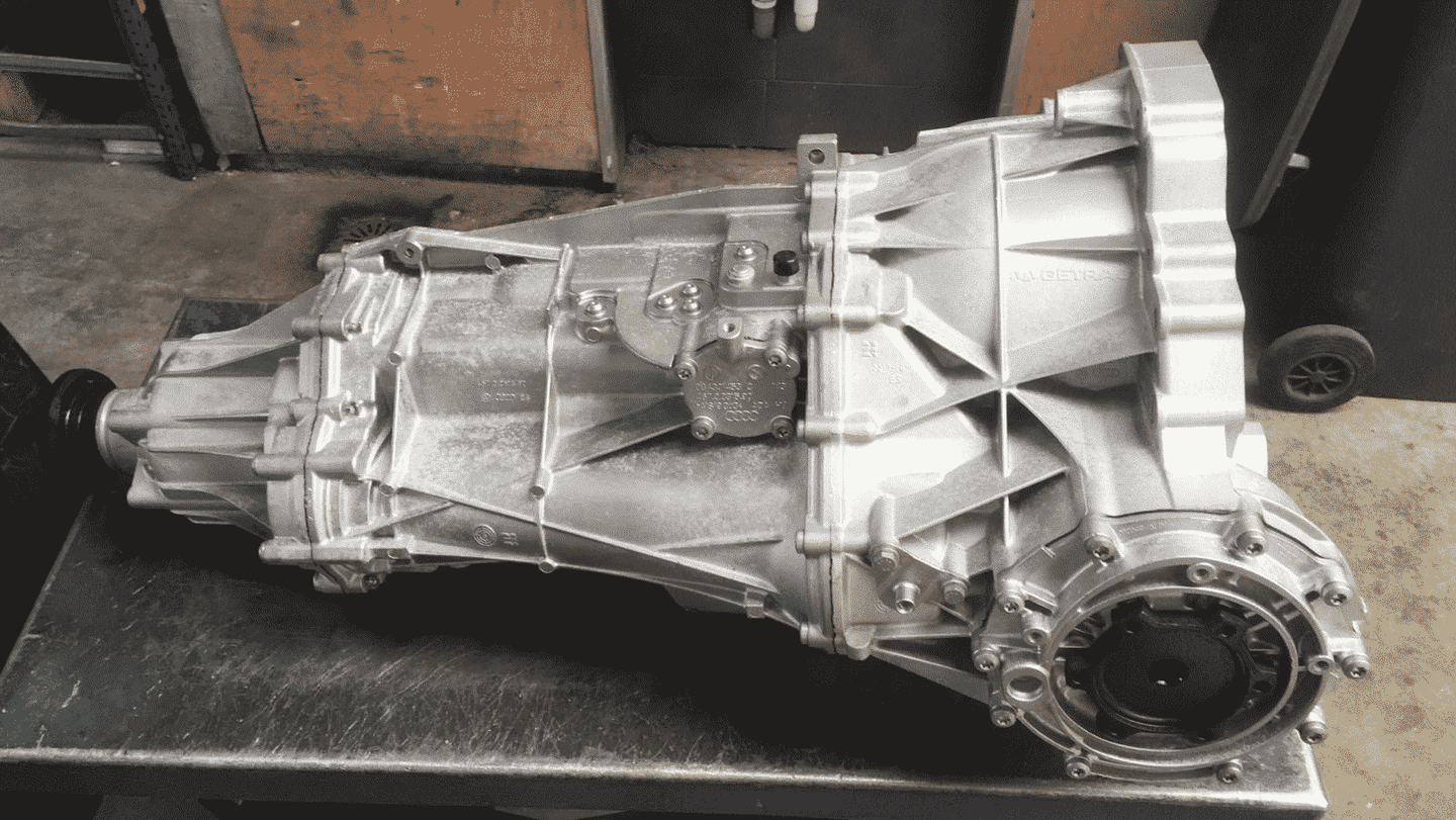 Boîte de vitesses Audi S5 4.2 reconstruite – Manuelle 6 vitesses – Réf. KMV