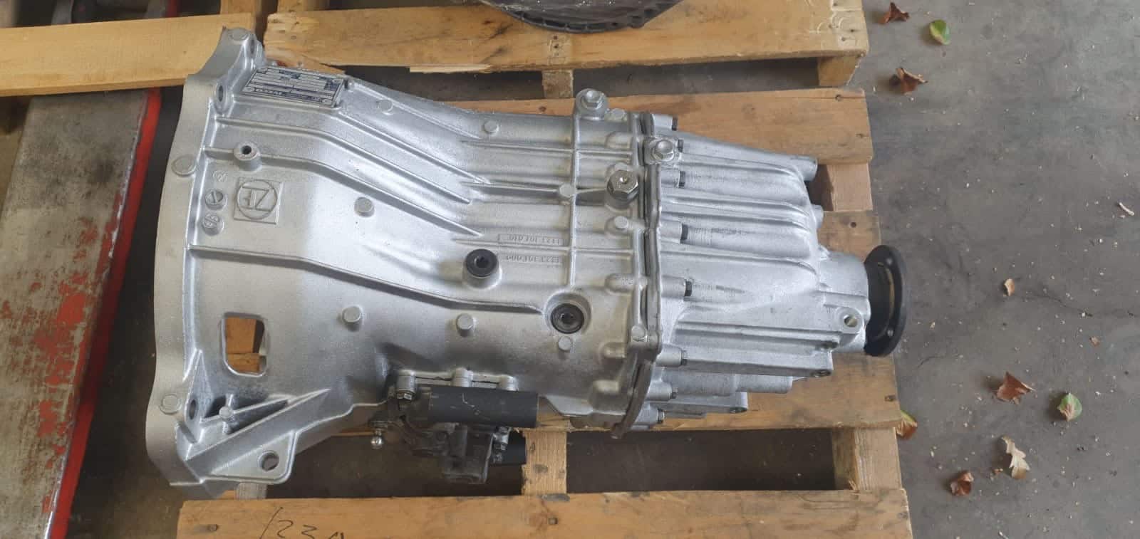 Boîte de vitesses IVECO 35C 2.8 TD reconstruite – Manuelle 6 vitesses – Réf. 8869236