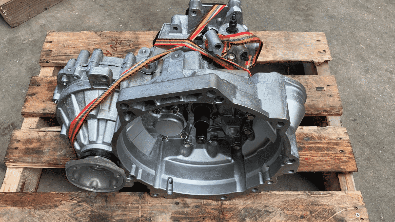 Boîte de vitesses Volkswagen Golf 2.0 TDI reconstruite – Manuelle 5 vitesses – Réf. LLL