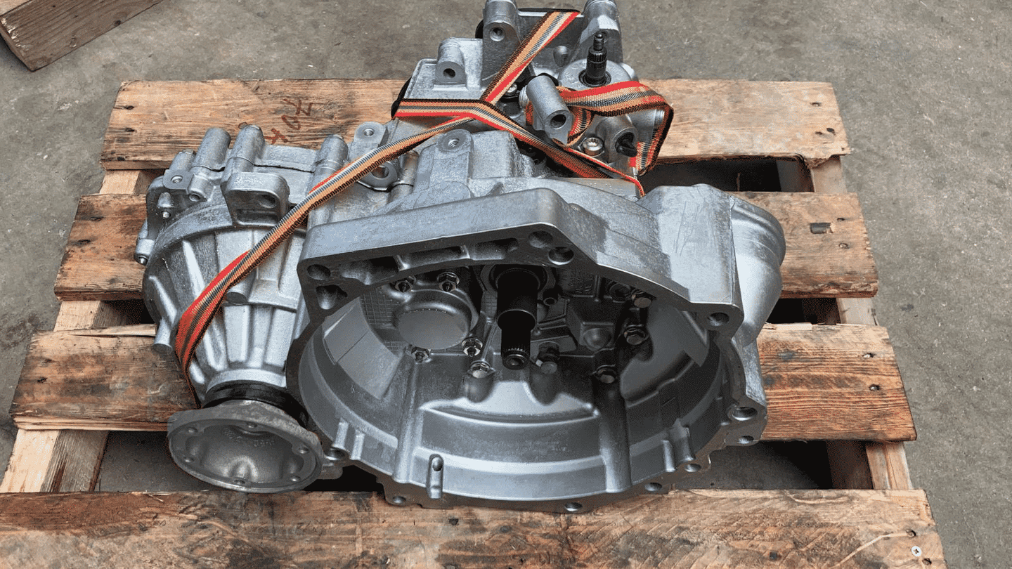 Boîte de vitesses Volkswagen Golf 2.0 TDI reconstruite – Manuelle 5 vitesses – Réf. LLL