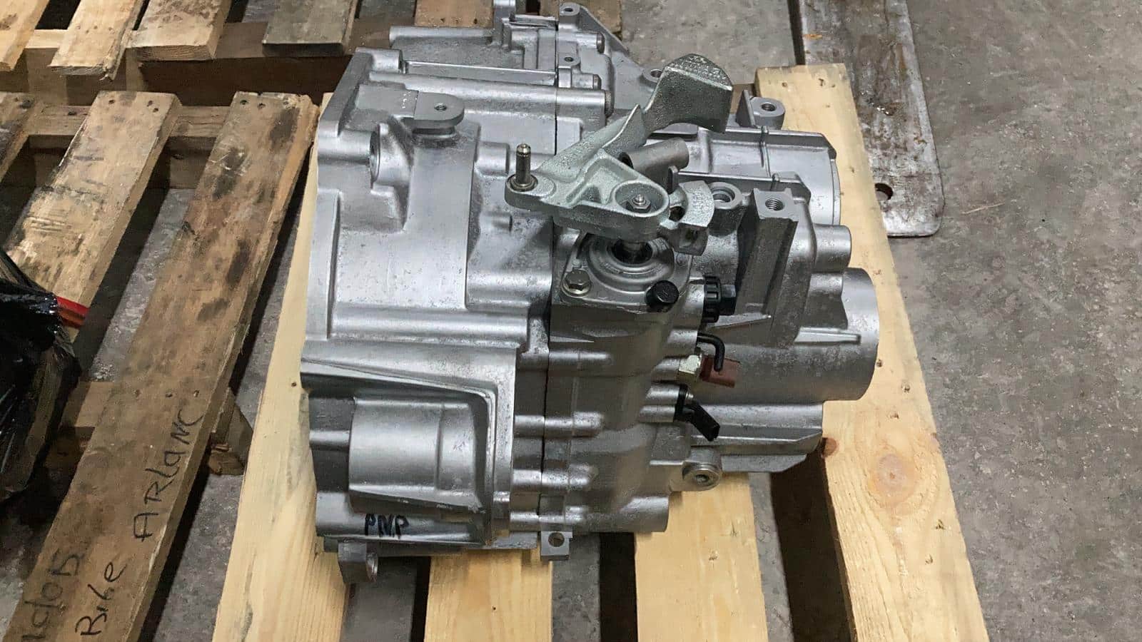 Boîte de vitesses Volkswagen Golf 2.0 TSI reconstruite – Manuelle 6 vitesses – Réf. PNP