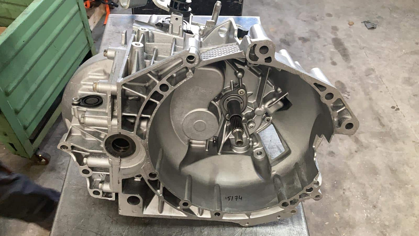 Boîte de vitesses Peugeot Boxer 2.2 HDi reconstruite – Manuelle 5 vitesses – Réf. 20UM19