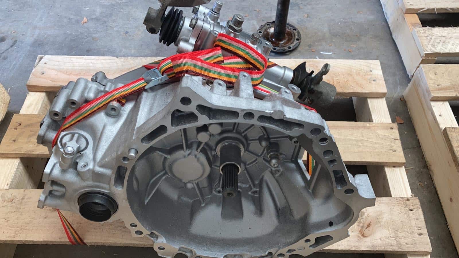 Boîte de vitesses Toyota Auris 1.4 D-4D reconstruite – Manuelle 5 vitesses – Réf. 3030002110