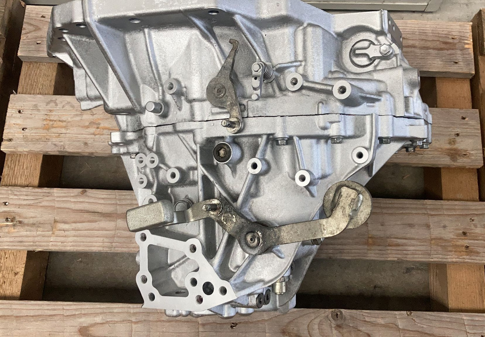 Boîte de vitesses Toyota Auris 1.4 D-4D reconstruite – Manuelle 6 vitesses – Réf. 3030012D90
