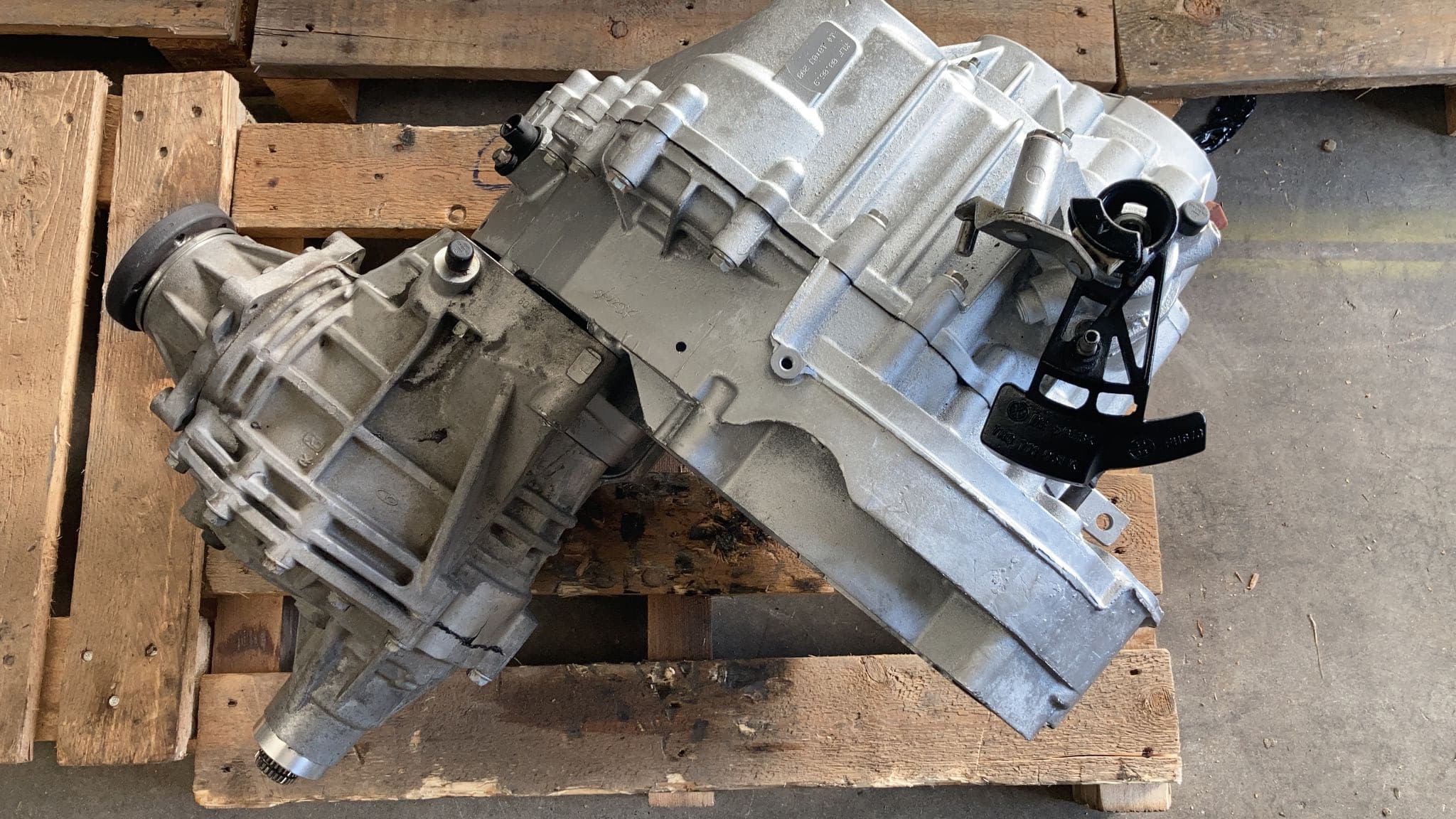 Boîte de vitesses Volkswagen Transporter 2.5 TDI reconstruite – Manuelle 6 vitesses – Réf. FNN