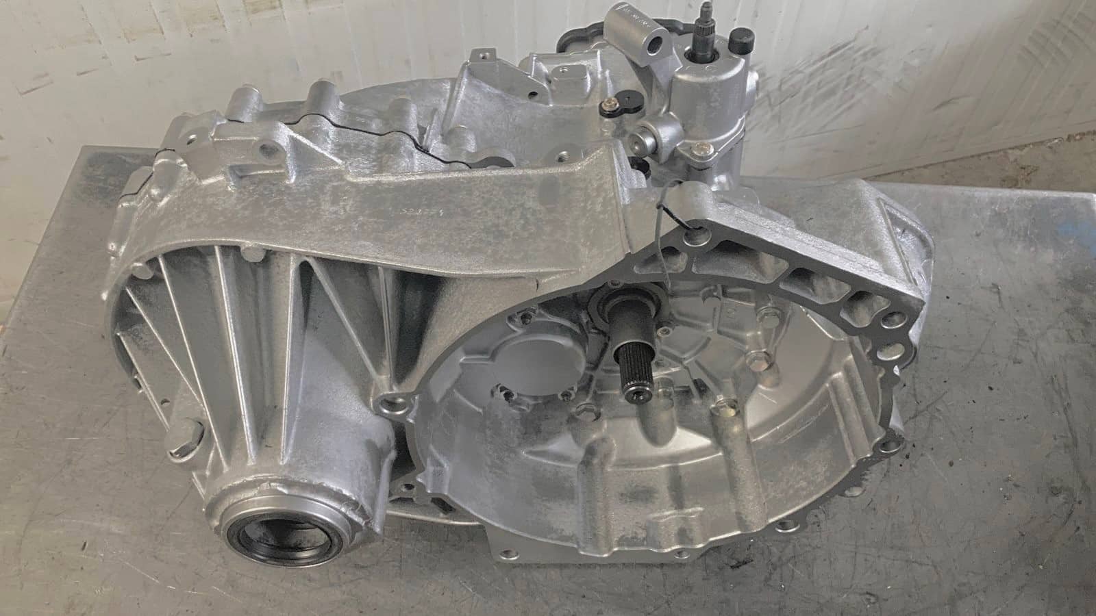 Boîte de vitesses Volkswagen Transporter 2.0 TDI reconstruite – Manuelle 5 vitesses – Réf. LRS