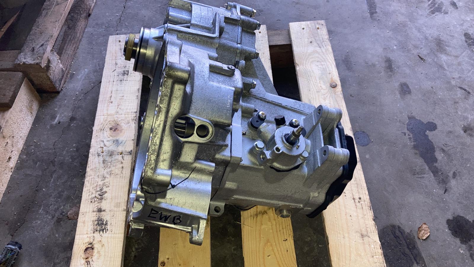 Boîte de vitesses Volkswagen Transporter 2.5 TDI reconstruite – Manuelle 5 vitesses – Réf. DUJ